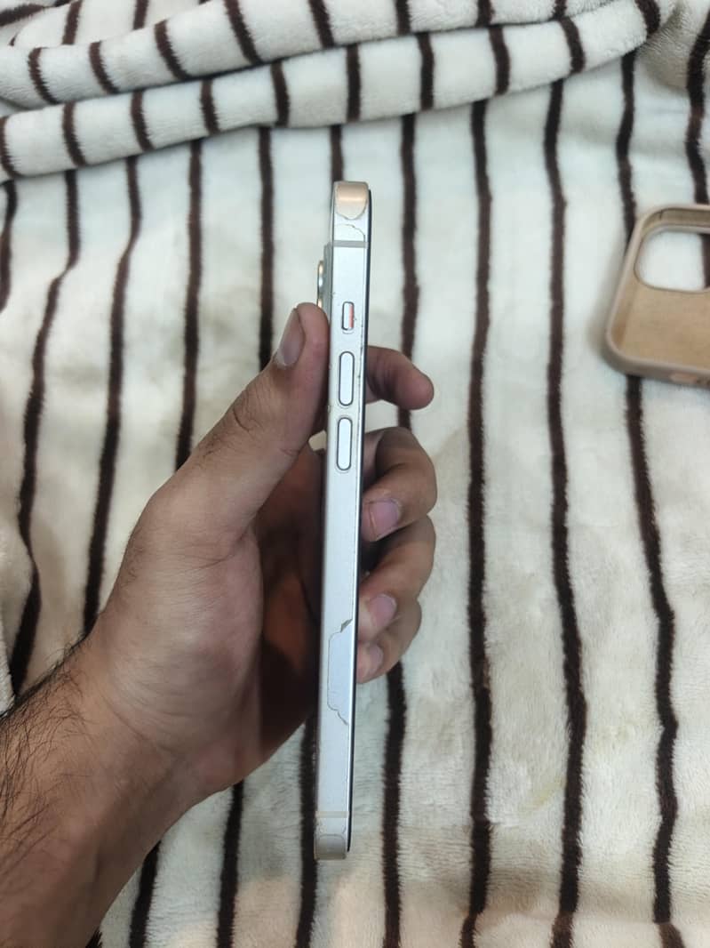 iphone 14 plus 2