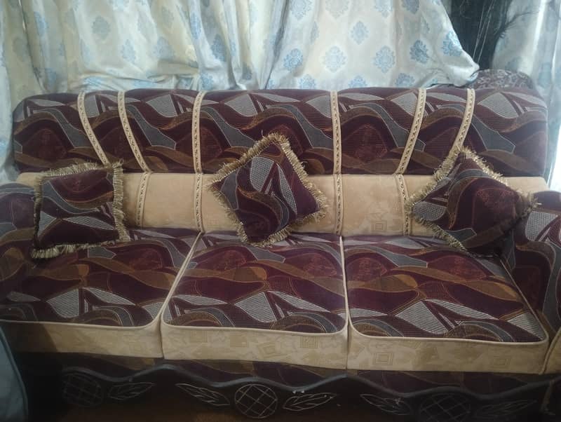 7 seater Sofa 0
