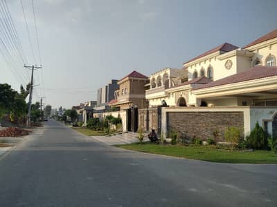 10 Marla Plot for Sale in G Block, Central Park, Lahore