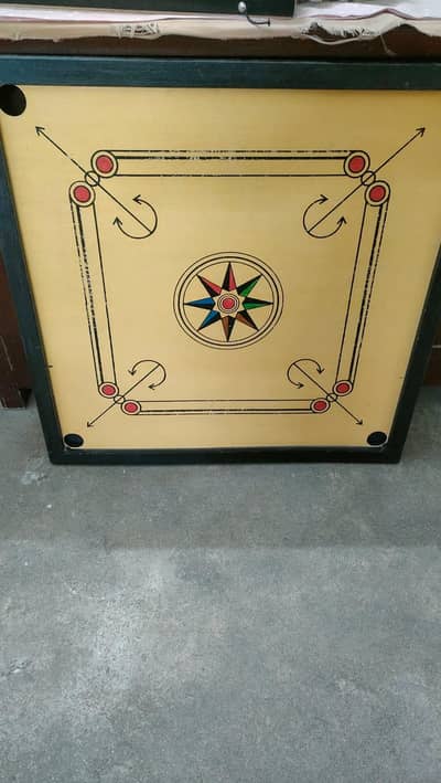 Carrom Board Game Set – Complete Set | Good Condition