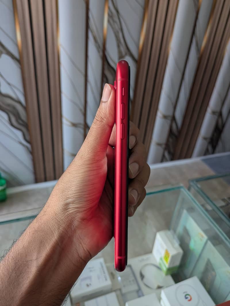 Apple iPhone 11 6