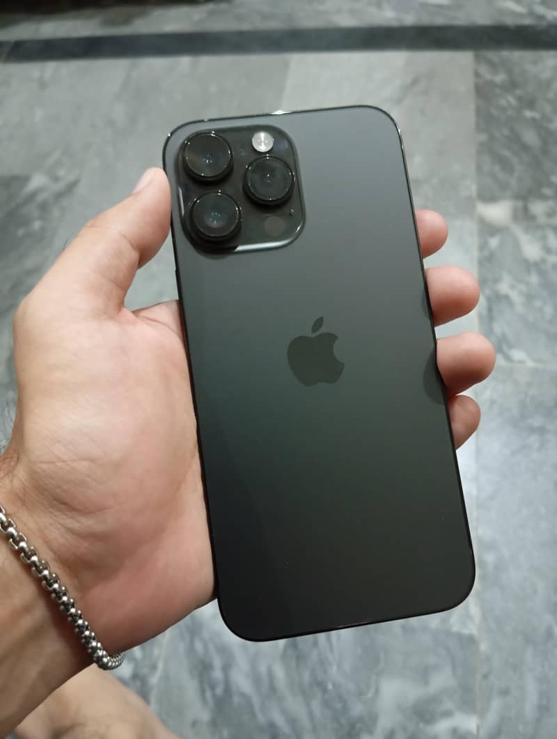 Apple iPhone 14 Pro Max 2