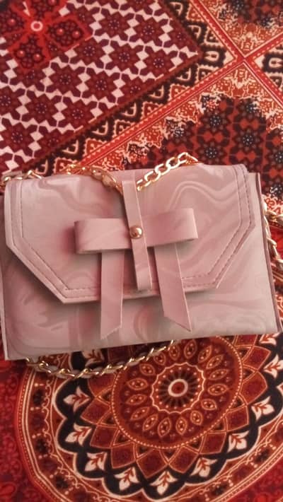 Hand clutches for sale 1 peace