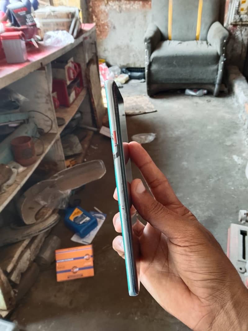 Tecno CAMON 40 Pro 3