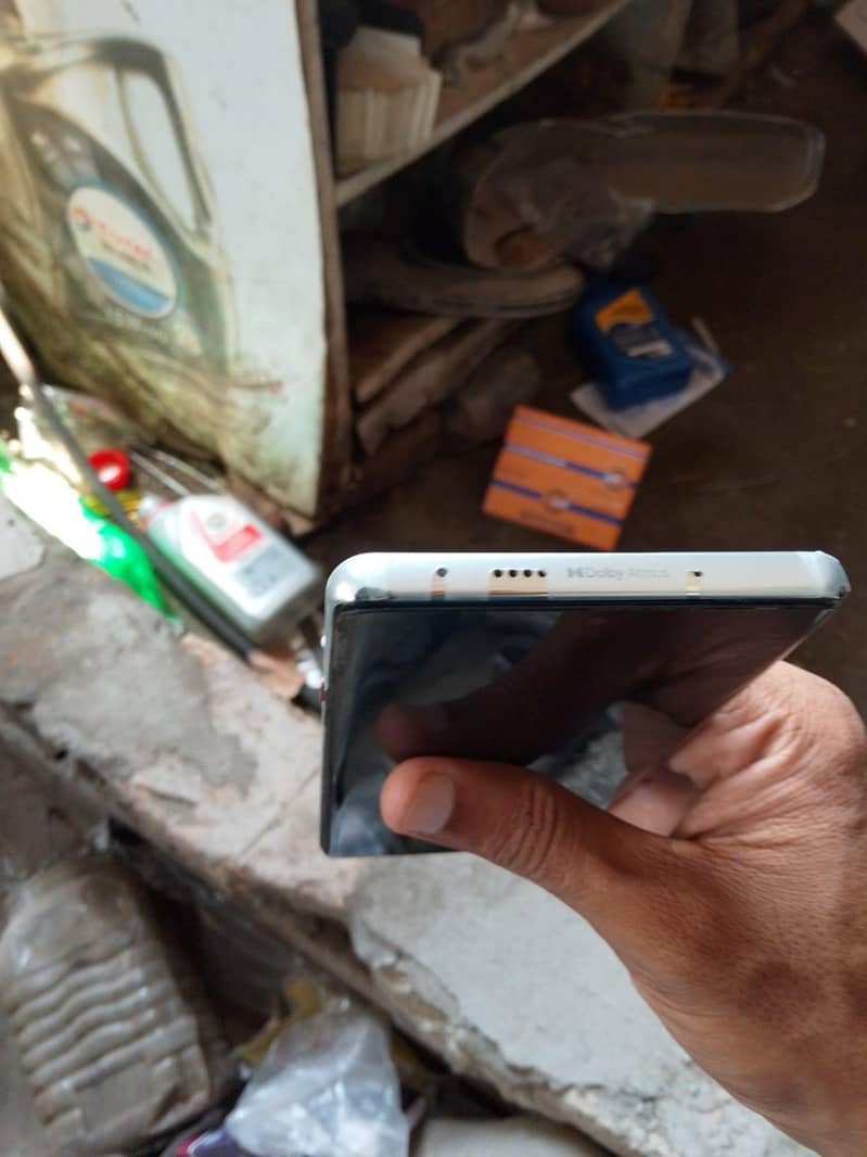 Tecno CAMON 40 Pro 5