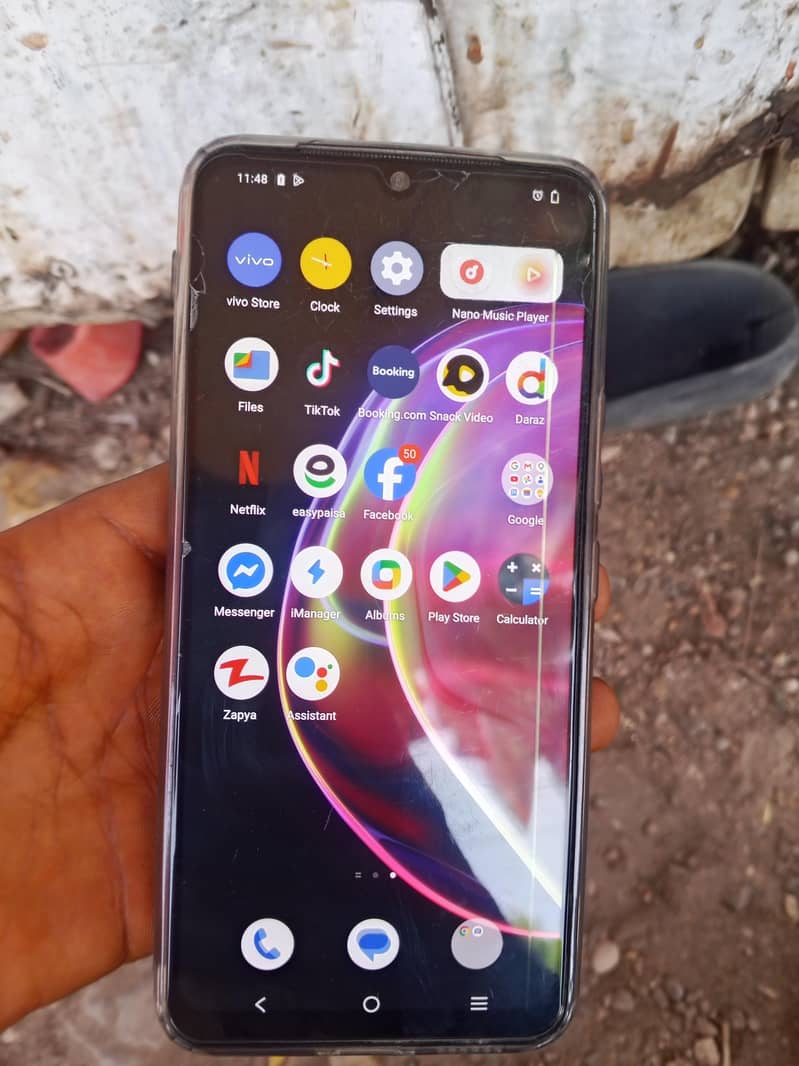 Vivo V21 0