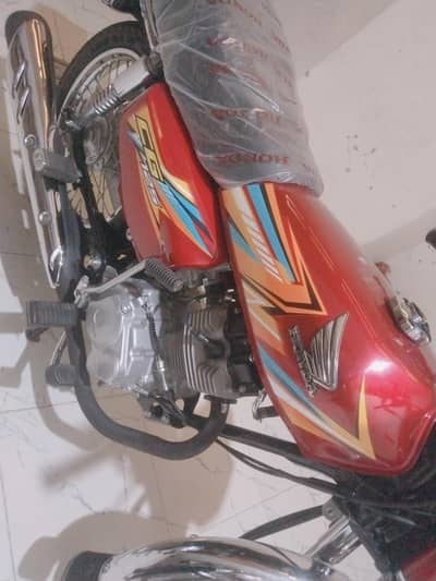 My Honda 125 Showroom cadishan agrunt far sell
