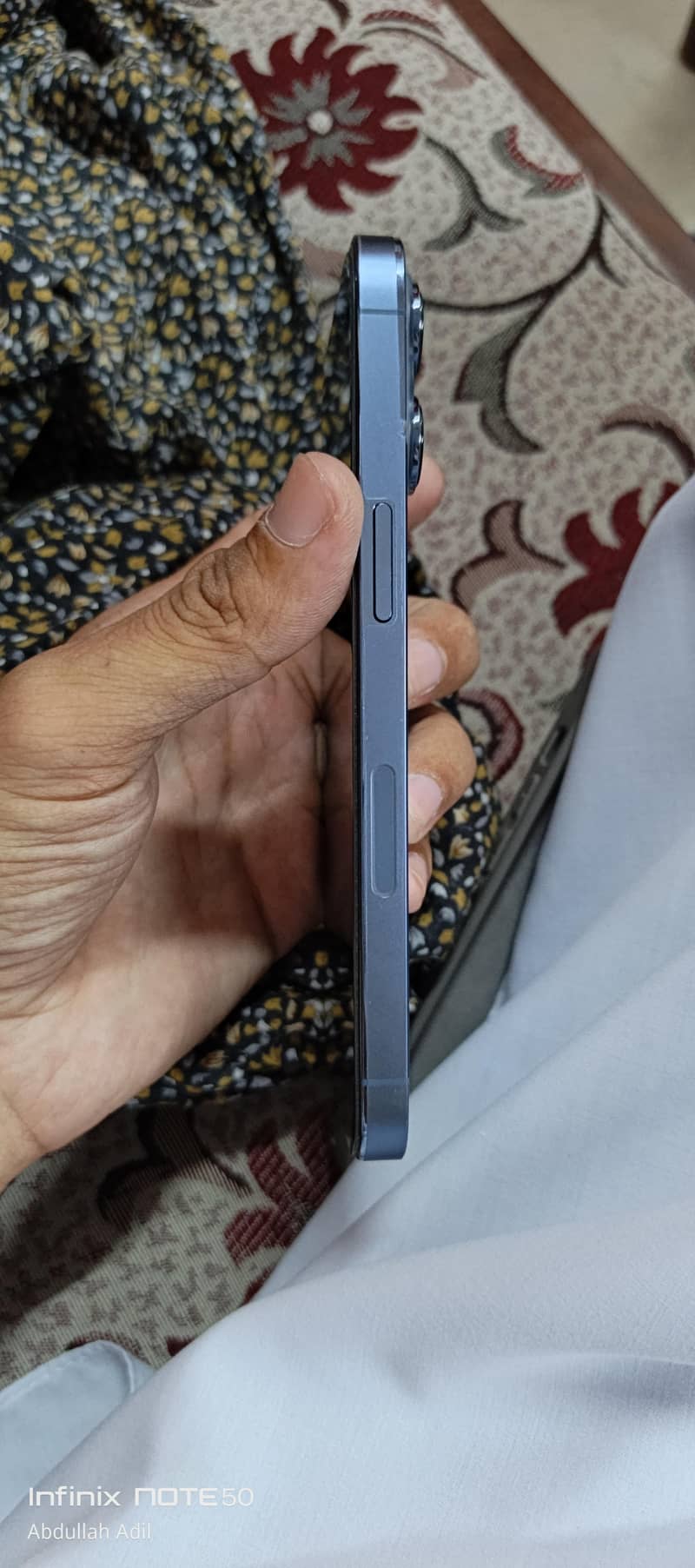 Apple iPhone 13 Pro 2