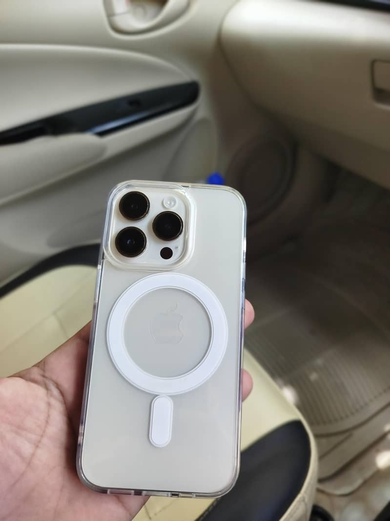 Apple iPhone 14 Pro 1