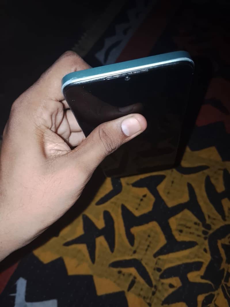 OPPO A57 0