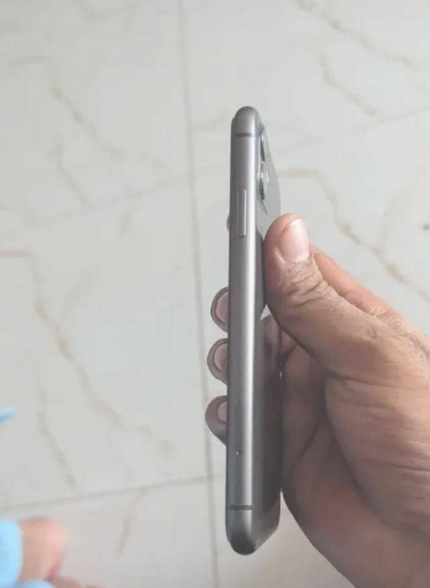 Apple iPhone 11 1