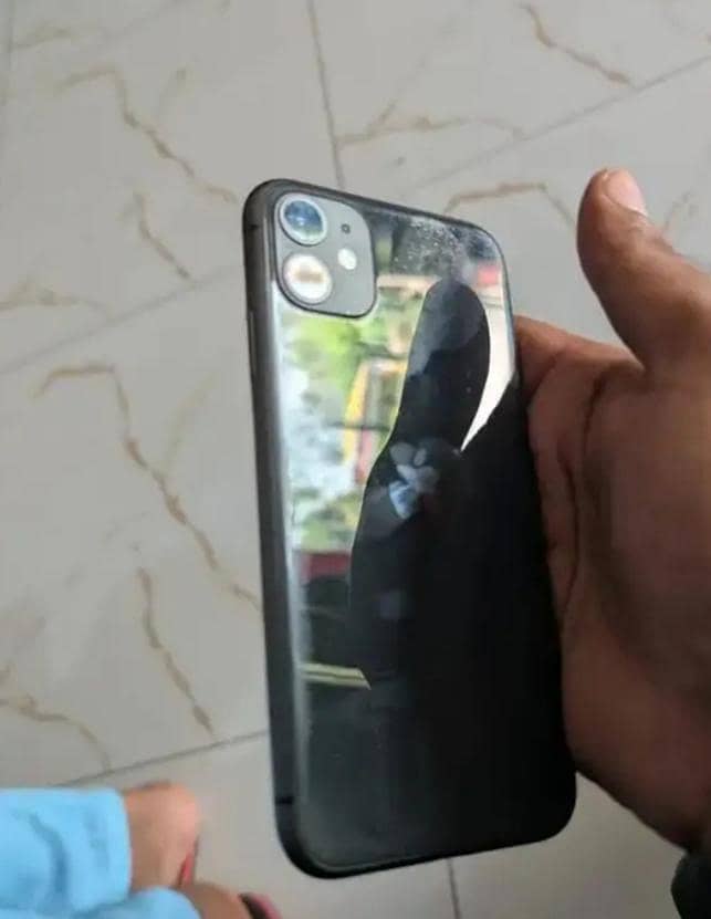 Apple iPhone 11 2