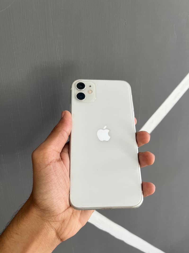 Apple iPhone 11 0