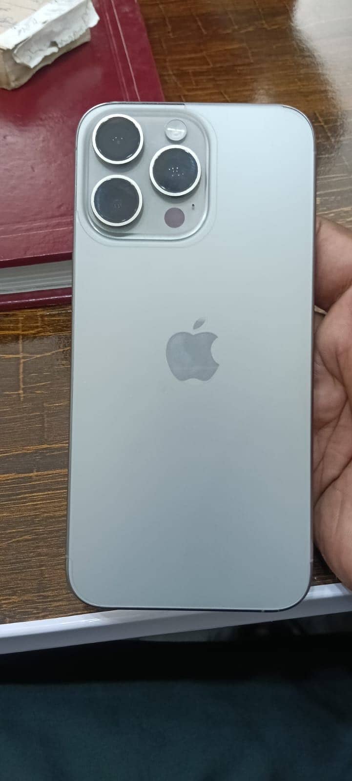 Apple iPhone 15 Pro Max 1