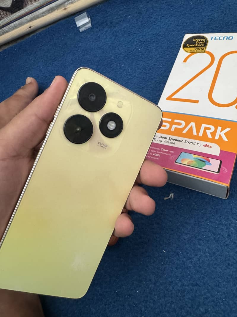 Tecno Spark 20C 4