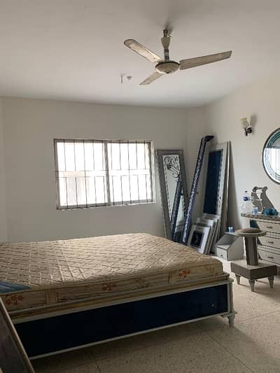 DHA Phase 4 Flat For sale Sized 1800 Square Feet