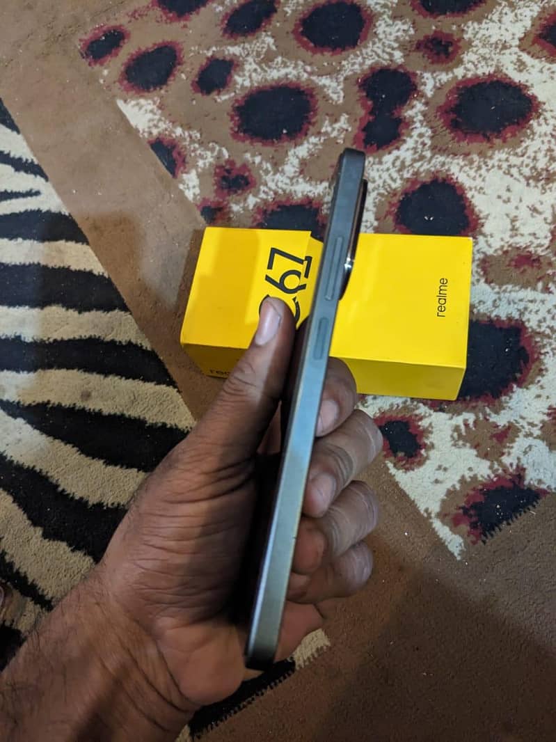 Realme C67 1