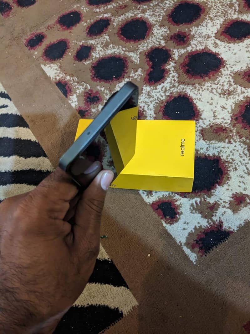 Realme C67 4