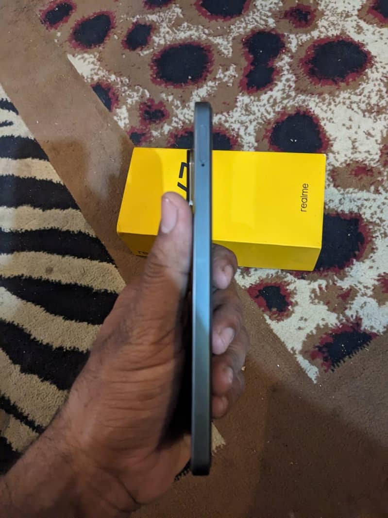 Realme C67 5