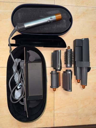 Dyson Airwrap Multi-Styler Complete Long (Model HS05)