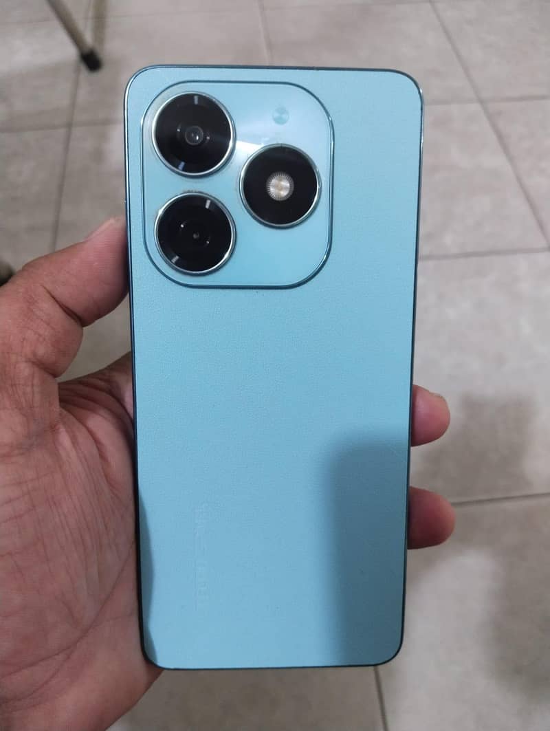Tecno Spark 20pro 6