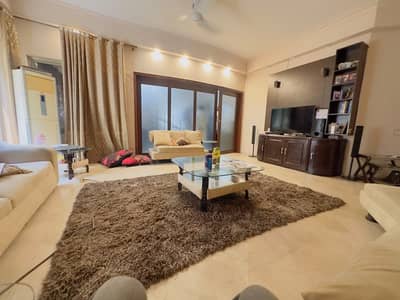 1Kanal owner Build Beautiful House For Sale DHA Phase 4 Prime Location