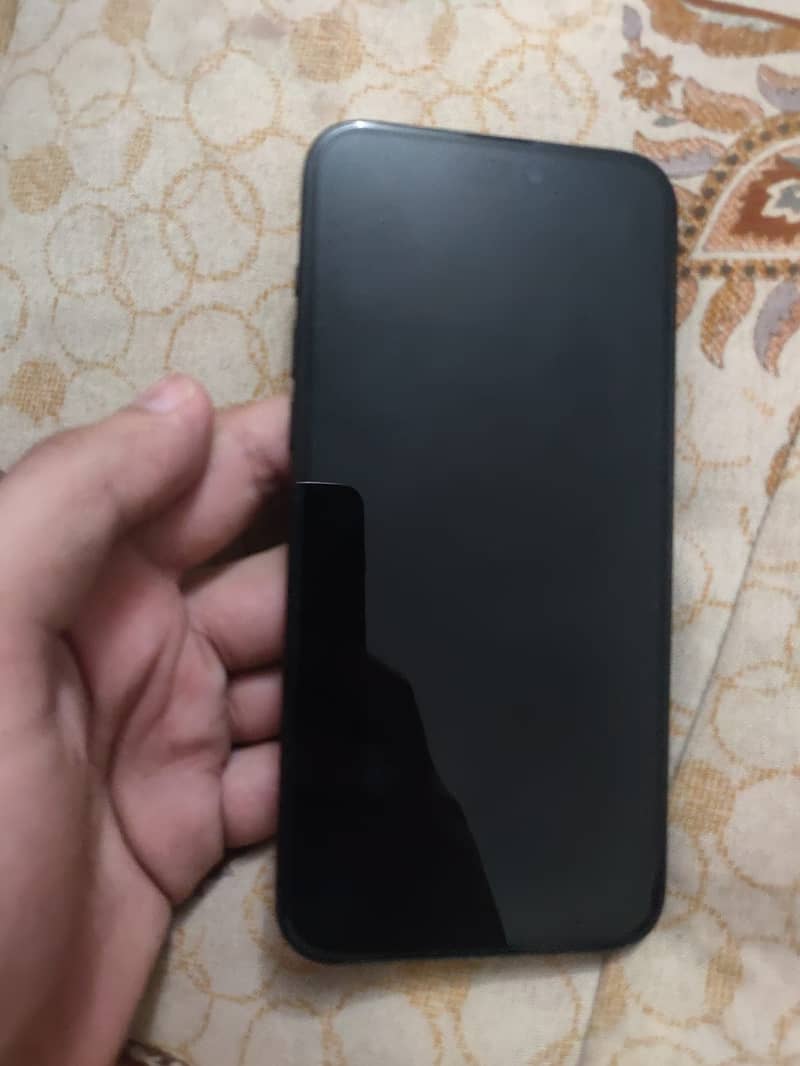 Apple iPhone 15 Pro Max 4
