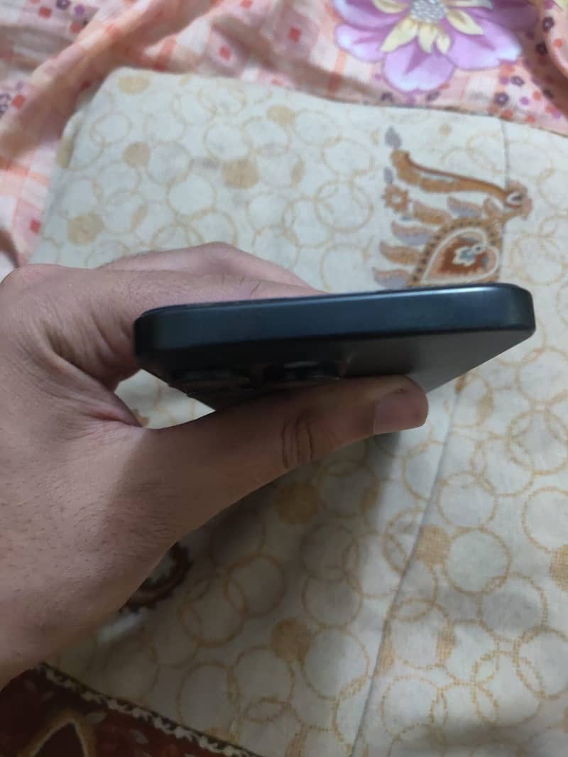 Apple iPhone 15 Pro Max 8