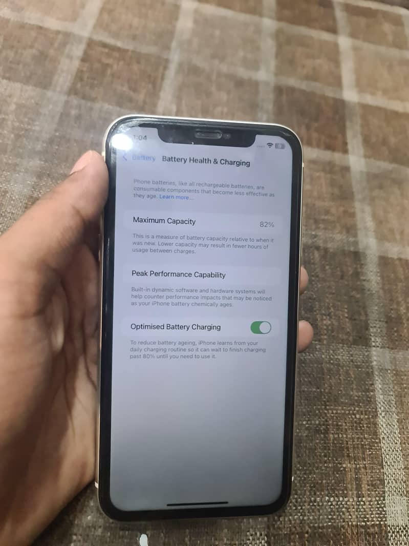 Apple iPhone 11 0