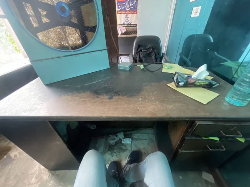 Office table 1