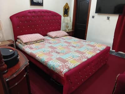 wooden and poshish bed set for sale