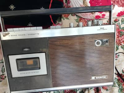 Cassette player and recorder