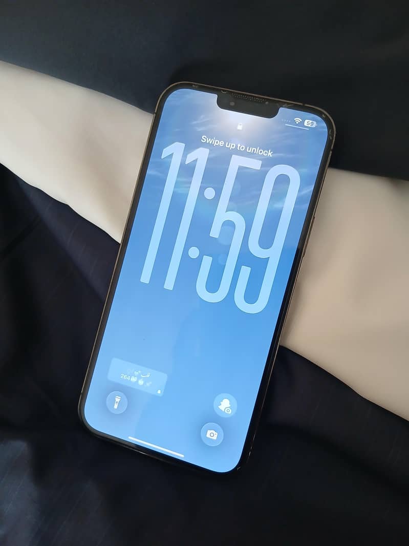 Apple iPhone 13 Pro Max 4