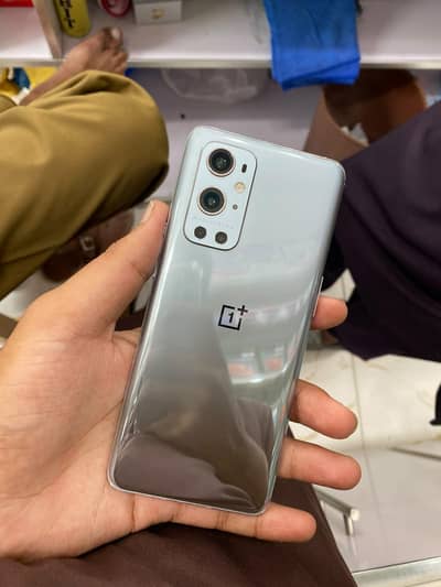 One Plus 9 pro 5g
