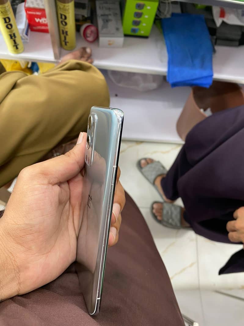 One Plus 9 pro 5g 2