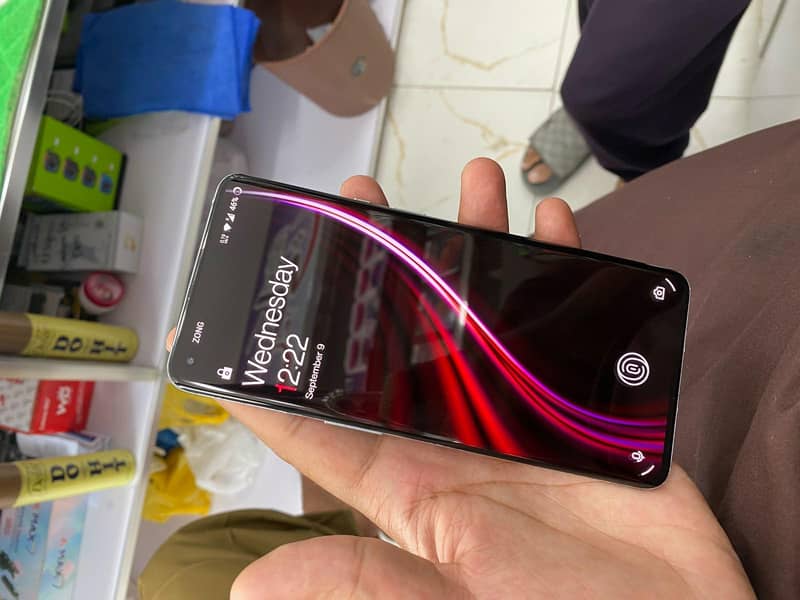 One Plus 9 pro 5g 5