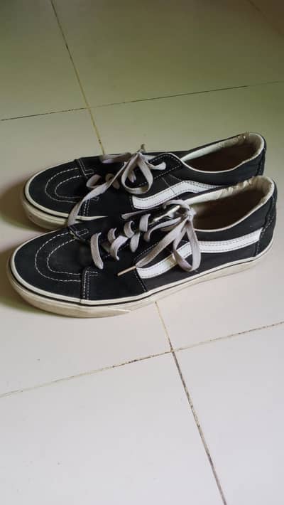 Vans old skool shoes