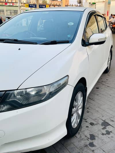 Honda City Aspire 2014 Total Genuine Home Used