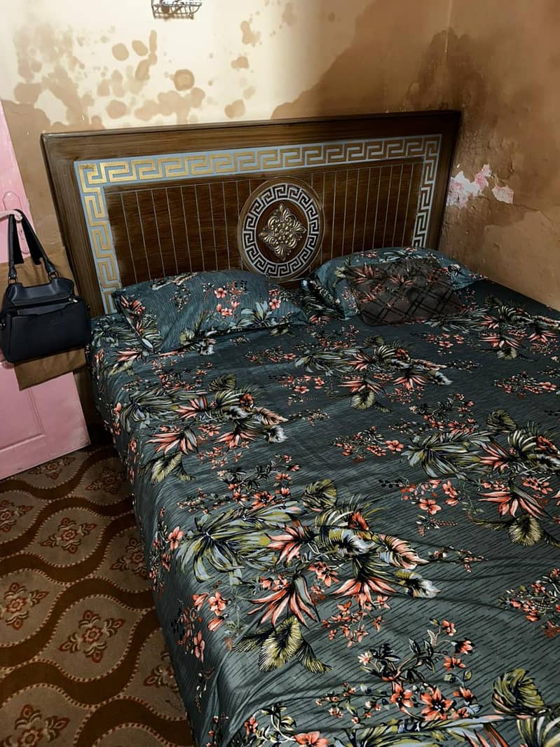 bed and dressing tablet 5