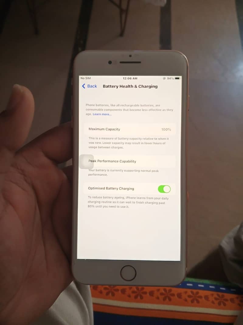 Apple iPhone 8 Plus 0