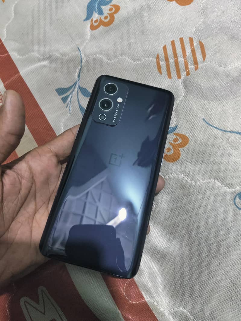 OnePlus 9 0