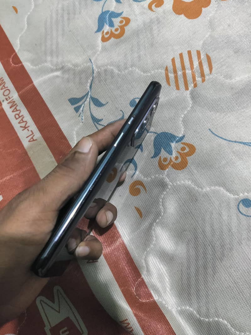 OnePlus 9 5