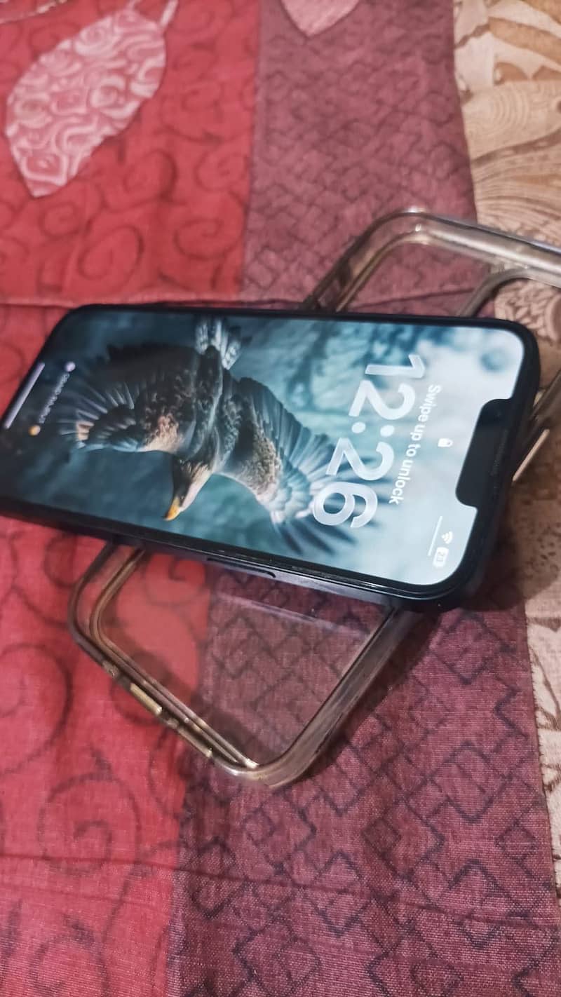 Apple iPhone 14 3