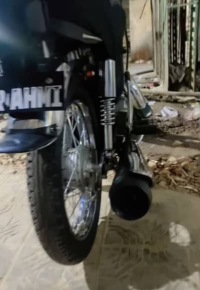 Honda CG 125 brand new condition  genuine 1 hand used seald engine