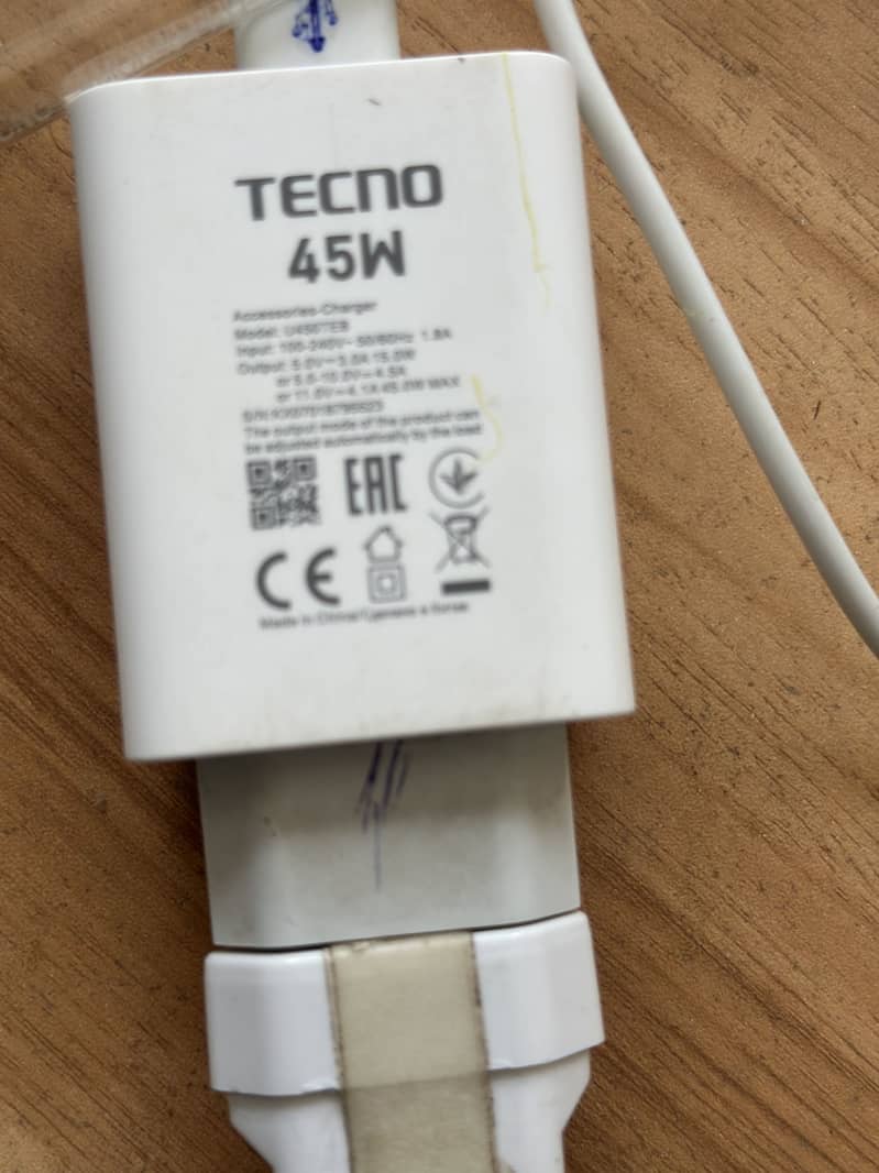 Tecno CAMON 40 Pro 6