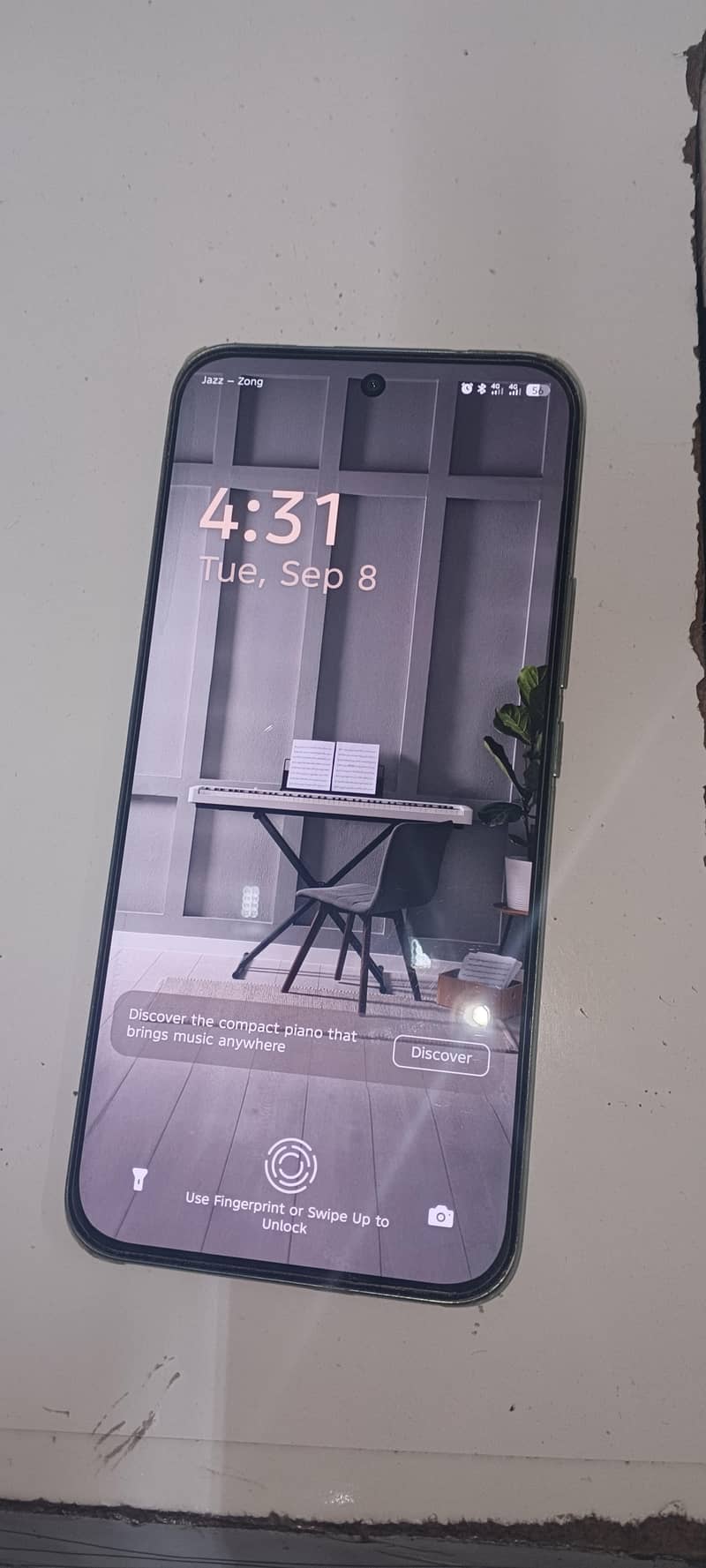 spark 40 pro+ 1