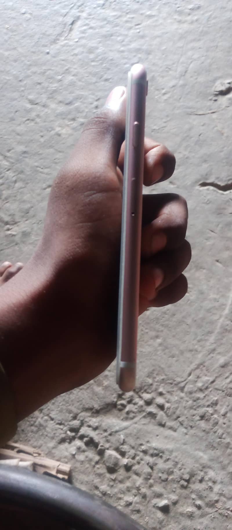 Apple iPhone 6S 3