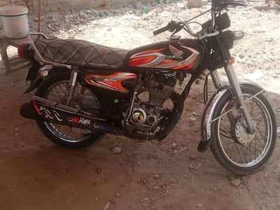 Honda 125 Black color demand 155000