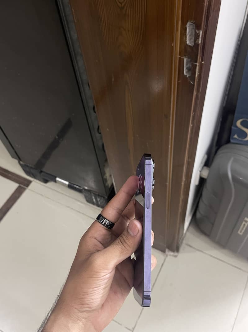 Apple iPhone 14 Pro Max 4