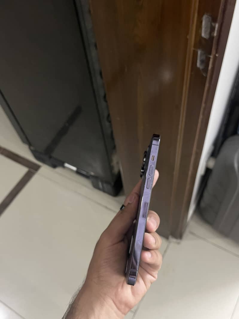 Apple iPhone 14 Pro Max 6